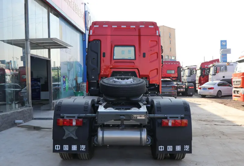 Used Sinotruck Howo MAX 6×4 Tractor Head-3