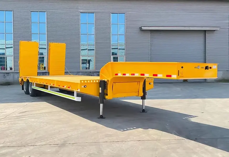 Sinotruck Howo Lowbed Semi Trailer (2)